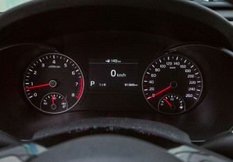 Подержанный автомобиль Kia Optima Sedan 2019 года (18 фото)