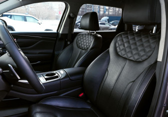 Подержанный автомобиль Hyundai Santa Fe 2021 года (9 фото)