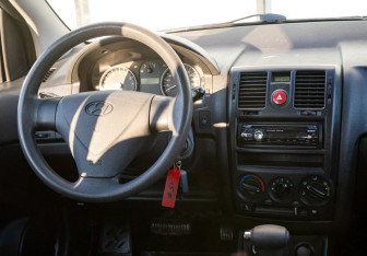 Подержанный автомобиль Hyundai Getz 2008 года (11 фото)