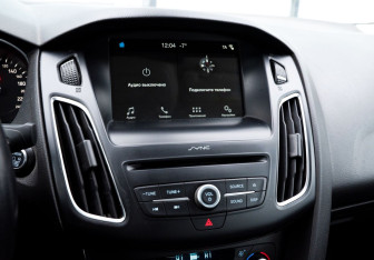 Подержанный автомобиль Ford Focus Sedan 2018 года (11 фото)