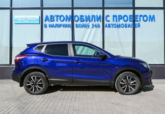 Подержанный автомобиль Nissan Qashqai 2014 года (6 фото)
