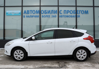 Подержанный автомобиль Ford Focus Hatchback 2012 года (2 фото)