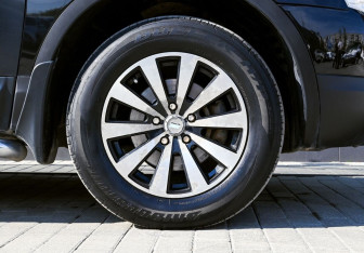 Подержанный автомобиль Nissan Qashqai 2008 года (20 фото)