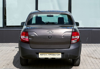 Подержанный автомобиль LADA (ВАЗ) Granta Sedan 2016 года (4 фото)