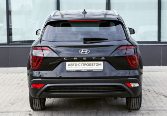 Подержанный автомобиль Hyundai Creta 2022 года (4 фото)