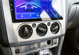 Подержанный автомобиль Ford Focus Sedan 2008 года (14 фото)