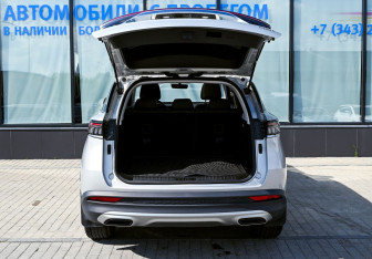 Подержанный автомобиль BAIC X7 2023 года (20 фото)