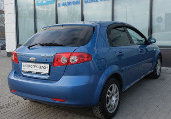 Подержанный автомобиль Chevrolet Lacetti Hatchback 2006 года (5 фото)