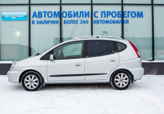 Подержанный автомобиль Chevrolet Rezzo 2008 года (2 фото)