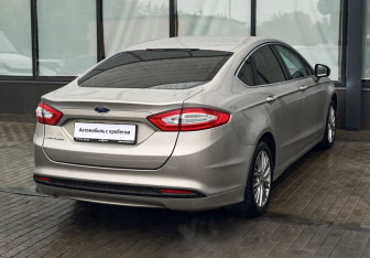 Подержанный автомобиль Ford Mondeo Sedan 2016 года (5 фото)