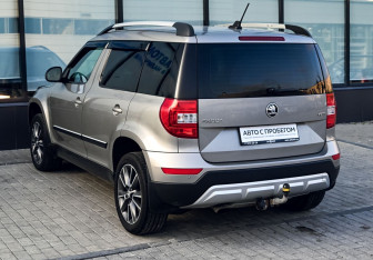 Подержанный автомобиль Skoda Yeti 2017 года (3 фото)