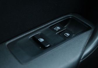 Подержанный автомобиль Volkswagen Polo Sedan 2016 года (11 фото)