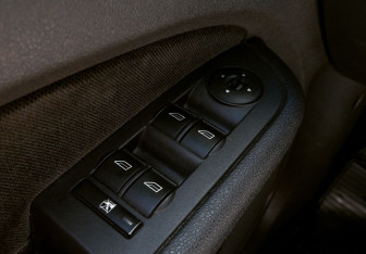 Подержанный автомобиль Ford Focus Sedan 2008 года (12 фото)