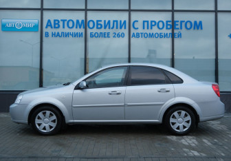 Подержанный автомобиль Chevrolet Lacetti Sedan 2007 года (2 фото)
