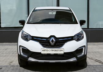Подержанный автомобиль Renault Kaptur 2021 года (8 фото)
