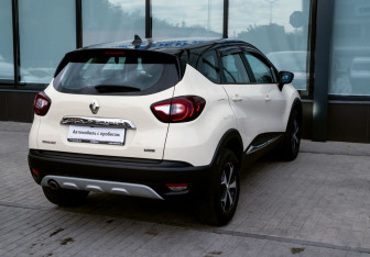 Подержанный автомобиль Renault Kaptur 2020 года (5 фото)