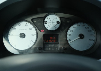 Подержанный автомобиль Citroen Berlingo 2013 года (15 фото)