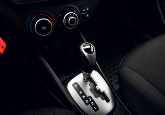 Подержанный автомобиль Kia Rio Hatchback 2014 года (10 фото)