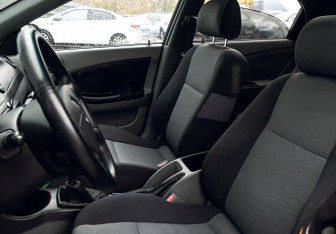 Подержанный автомобиль Chevrolet Lacetti Hatchback 2007 года (15 фото)