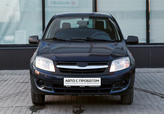 Подержанный автомобиль LADA (ВАЗ) Granta Sedan 2012 года (8 фото)