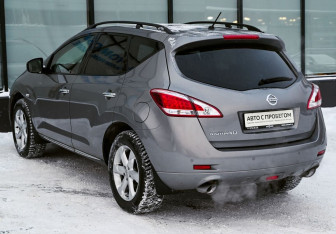 Подержанный автомобиль Nissan Murano Suv 2012 года (3 фото)