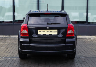 Подержанный автомобиль Dodge Caliber 2007 года (15 фото)