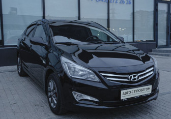 Подержанный автомобиль Hyundai Solaris Sedan 2015 года (6 фото)