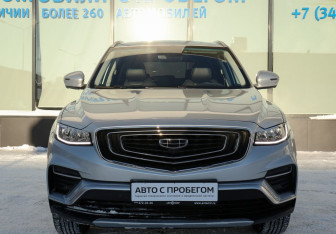 Подержанный автомобиль Geely Atlas Pro 2022 года (8 фото)