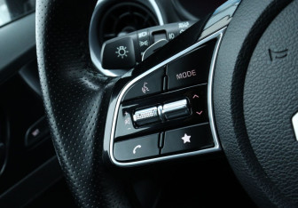 Подержанный автомобиль Kia Cerato Sedan 2022 года (16 фото)