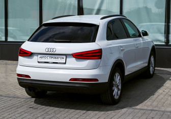 Подержанный автомобиль Audi Q3 2012 года (5 фото)