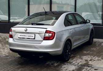Подержанный автомобиль Skoda Rapid Liftback 2017 года (5 фото)
