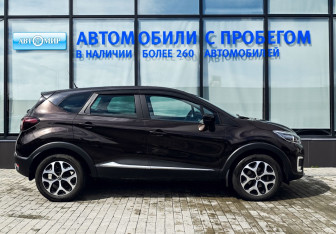 Подержанный автомобиль Renault Kaptur 2017 года (6 фото)