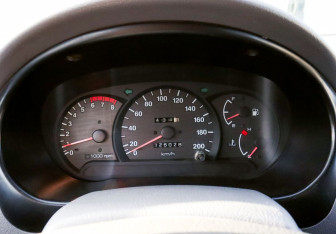 Подержанный автомобиль Hyundai Accent Sedan 2006 года (11 фото)