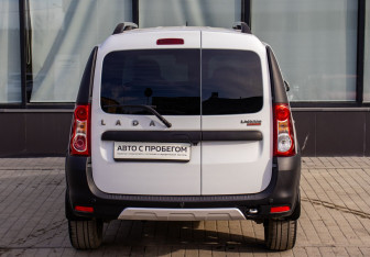 Подержанный автомобиль LADA (ВАЗ) Largus Wagon 2021 года (4 фото)