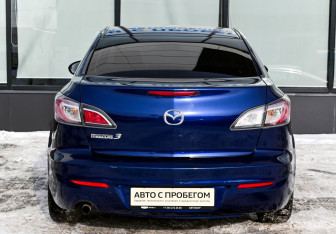 Подержанный автомобиль Mazda 3 Sedan 2011 года (4 фото)