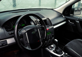 Подержанный автомобиль Land Rover Freelander 2008 года (14 фото)
