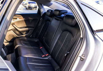 Подержанный автомобиль Audi A6 Sedan 2016 года (18 фото)