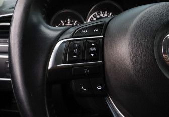 Подержанный автомобиль Mazda CX-5 2016 года (14 фото)