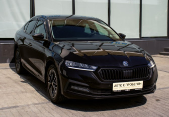 Подержанный автомобиль Skoda Octavia Liftback 2020 года (7 фото)