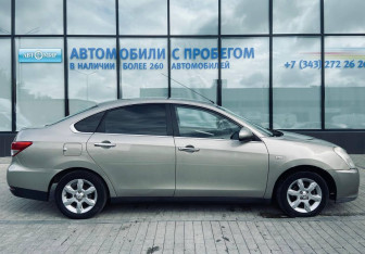 Подержанный автомобиль Nissan Almera Sedan 2013 года (6 фото)