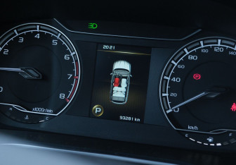 Подержанный автомобиль Geely Coolray 2021 года (15 фото)