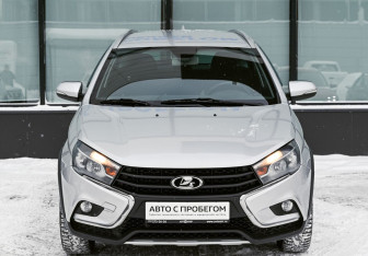 Подержанный автомобиль LADA (ВАЗ) Vesta Wagon 2019 года (8 фото)