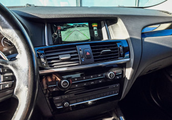 Подержанный автомобиль BMW X4 2015 года (11 фото)