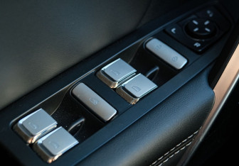 Подержанный автомобиль Belgee X70 2024 года (11 фото)