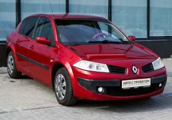 Подержанный автомобиль Renault Megane Sedan 2006 года (7 фото)