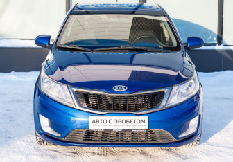 Подержанный автомобиль Kia Rio Hatchback 2012 года (9 фото)