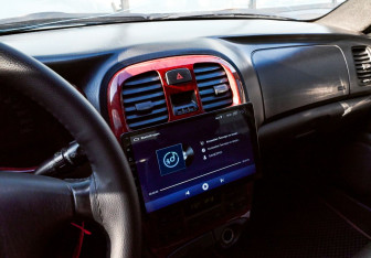 Подержанный автомобиль Hyundai Sonata 2004 года (11 фото)