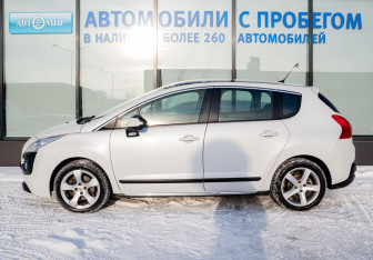 Подержанный автомобиль Peugeot 3008 2012 года (2 фото)