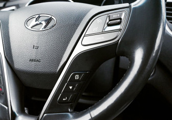 Подержанный автомобиль Hyundai Santa Fe 2017 года (13 фото)