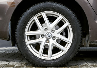 Подержанный автомобиль Volkswagen Jetta Sedan 2012 года (20 фото)